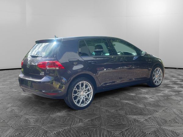Volkswagen Golf Hatchback, Petrol, 2015, Grey