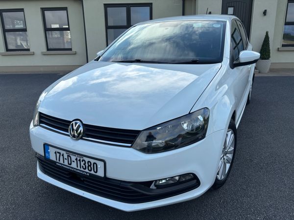 Volkswagen Polo Hatchback, Petrol, 2017, White