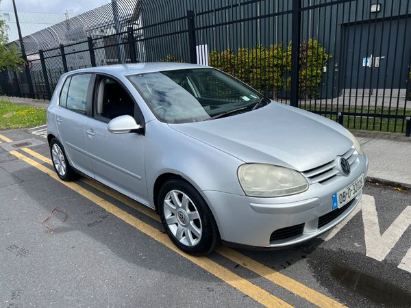 Volkswagen Golf Hatchback, Petrol, 2005, Silver