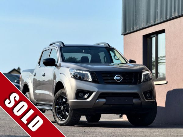 Nissan Navara Pick Up, Diesel, 2021, Grey