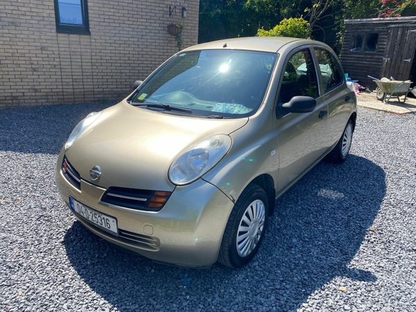 Nissan Micra Hatchback, Petrol, 2004, Gold