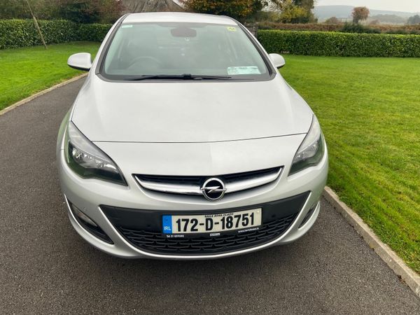 Opel Astra Saloon, Diesel, 2017, Grey