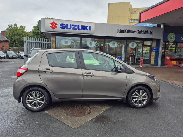 Toyota Yaris MPV, Petrol Hybrid, 2019, Bronze