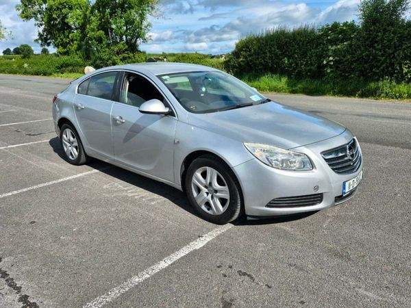 Opel Insignia Hatchback, Diesel, 2011, Silver