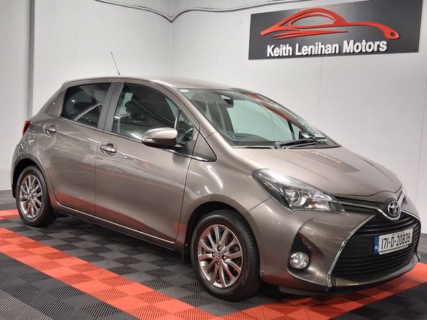 Toyota Yaris Hatchback, Petrol, 2017, Grey