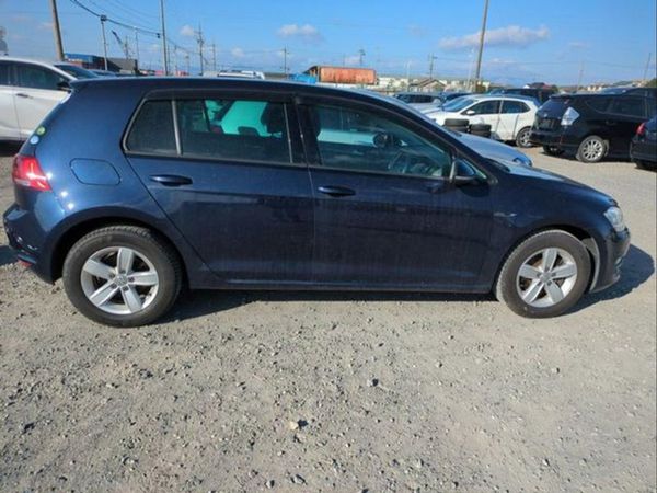 Volkswagen Golf Hatchback, Petrol, 2015, Blue