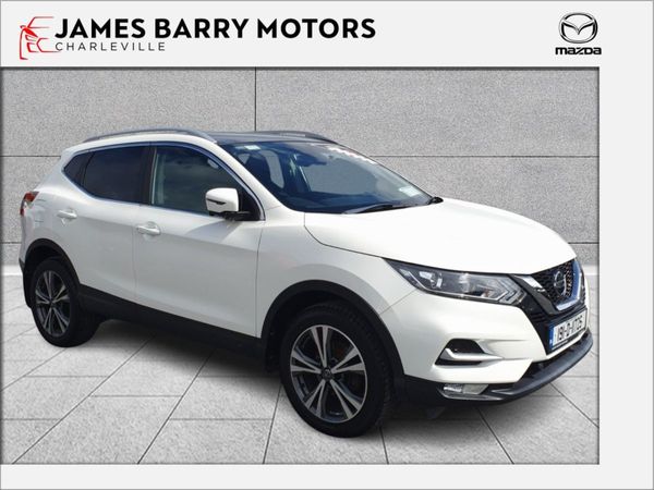 Nissan Qashqai MPV, Petrol, 2019, White