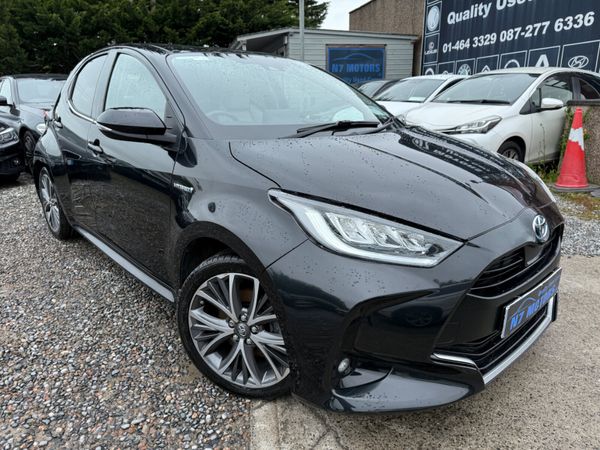 Toyota Yaris Hatchback, Petrol Hybrid, 2021, Black