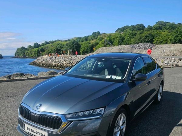 Skoda Octavia Hatchback, Diesel, 2021, Grey