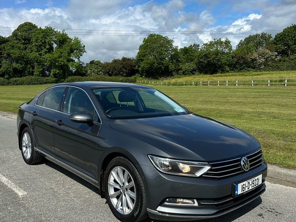 Volkswagen Passat Saloon, Diesel, 2016, Grey