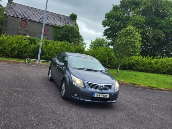 Toyota Avensis Saloon, Diesel, 2011, Grey