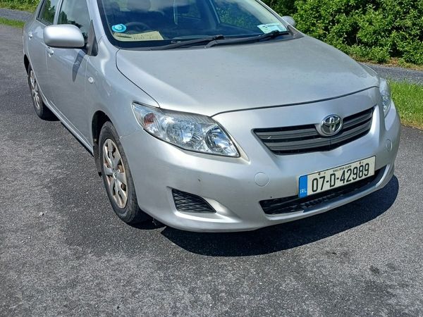 Toyota Corolla Saloon, Petrol, 2007, Silver