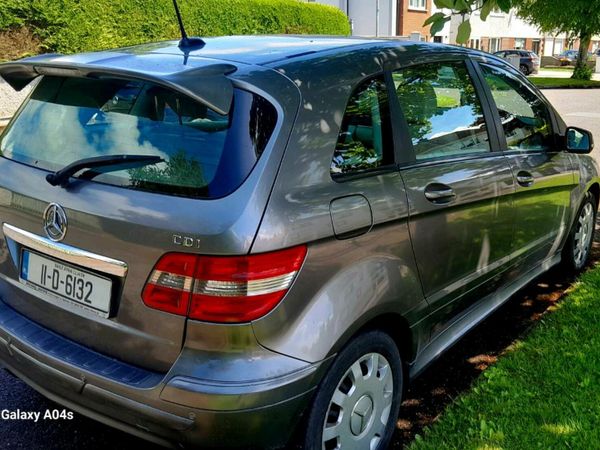 Mercedes-Benz B-Class MPV, Diesel, 2011, Grey