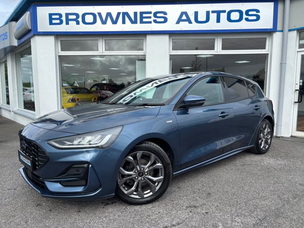 Ford Focus Hatchback, Diesel, 2022, Blue