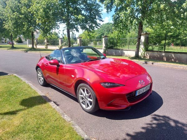 Mazda MX-5 Convertible, Petrol, 2016, Red