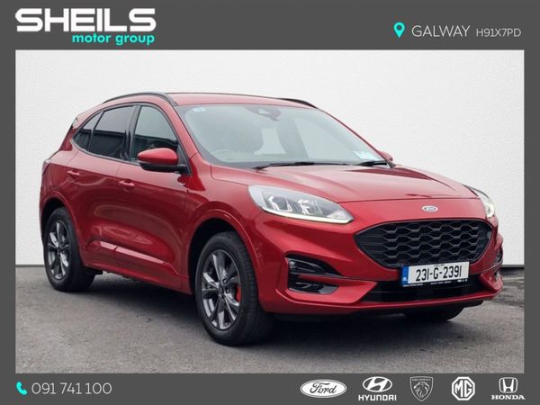 Ford Kuga SUV, Petrol Hybrid, 2023, Red