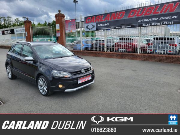 Volkswagen Polo SUV, Petrol, 2015, Black