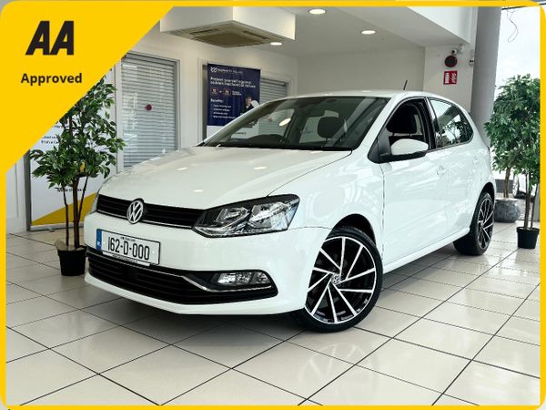 Volkswagen Polo Hatchback, Petrol, 2016, White