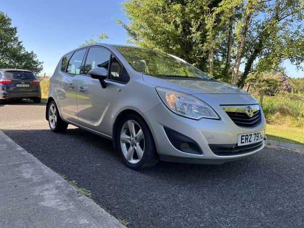 Vauxhall Meriva MPV, Diesel, 2011, Silver