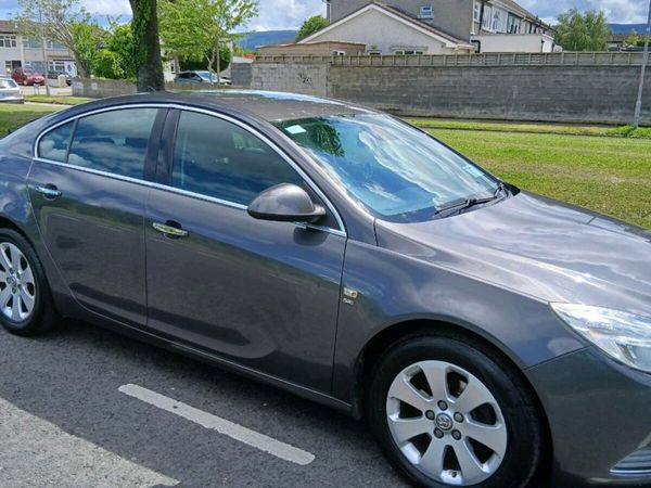 Vauxhall Insignia Hatchback, Diesel, 2011, Grey