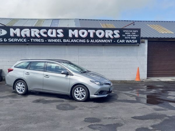 Toyota Auris Estate, Diesel, 2016, Grey