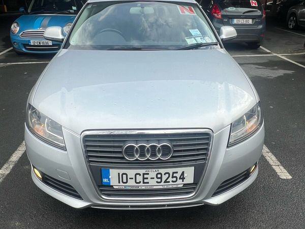 Audi A3 Hatchback, Diesel, 2010, Silver