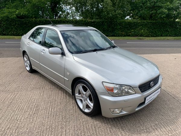 Lexus IS Saloon, Petrol, 2002, Silver