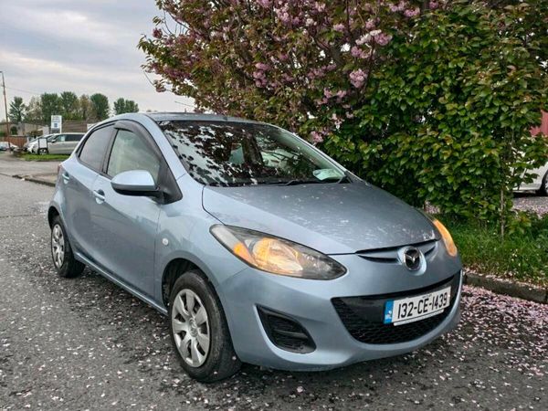 Mazda Demio MPV, Petrol, 2013, Blue