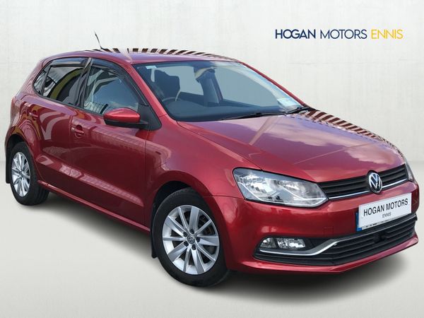 Volkswagen Polo Hatchback, Petrol, 2014, Red