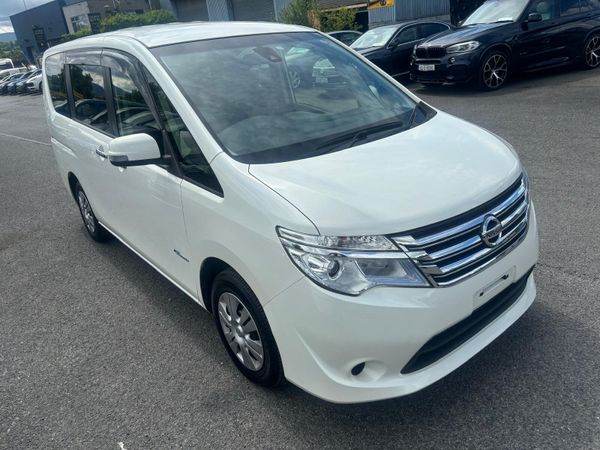 Nissan Serena MPV, Petrol Hybrid, 2015, White