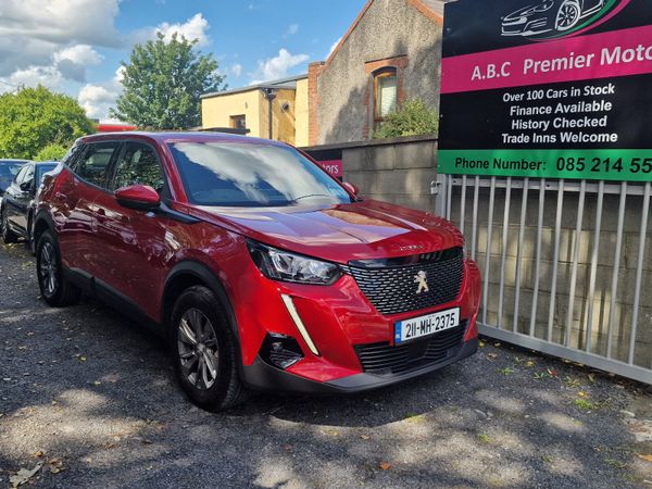 Peugeot 2008 MPV, Petrol, 2021, Red