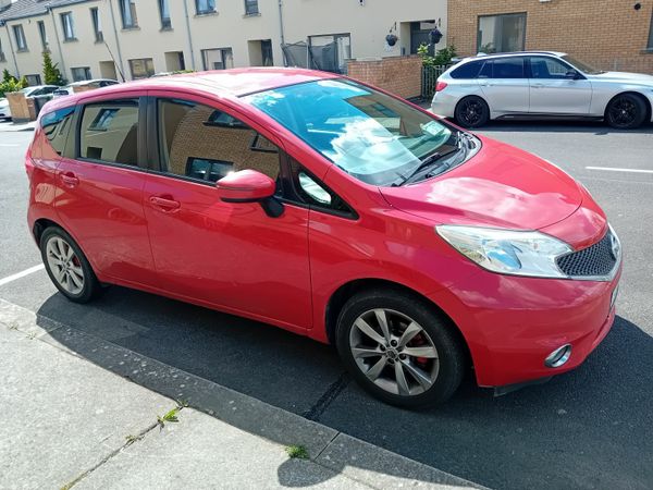 Nissan Note MPV, Petrol, 2015, Red