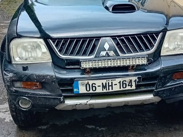 Mitsubishi L200 Crew Cab, Diesel, 2006, Black