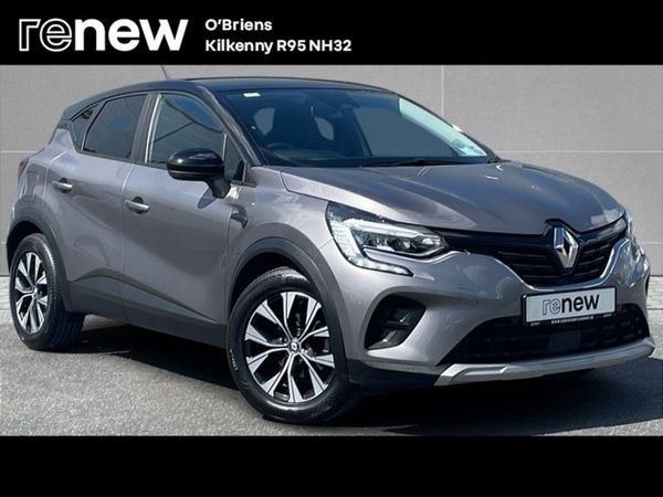 Renault Captur Hatchback, Petrol, 2023, Grey