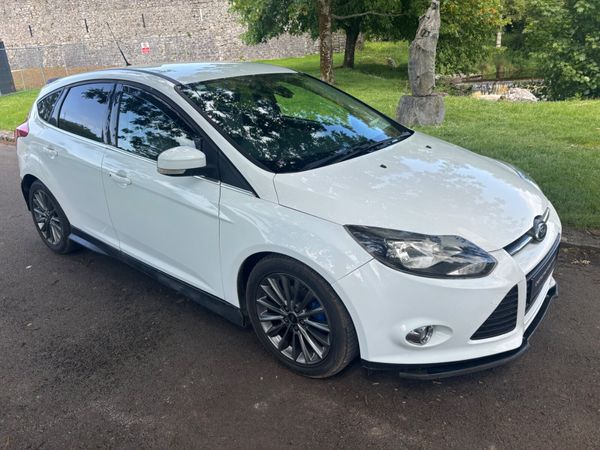 Ford Focus Hatchback, Diesel, 2013, White