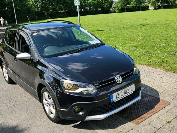Volkswagen Polo Hatchback, Petrol, 2012, Black