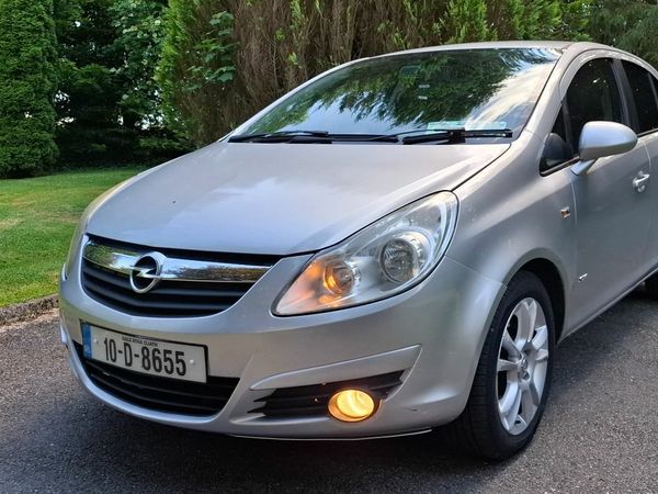 Opel Corsa Hatchback, Diesel, 2010, Silver