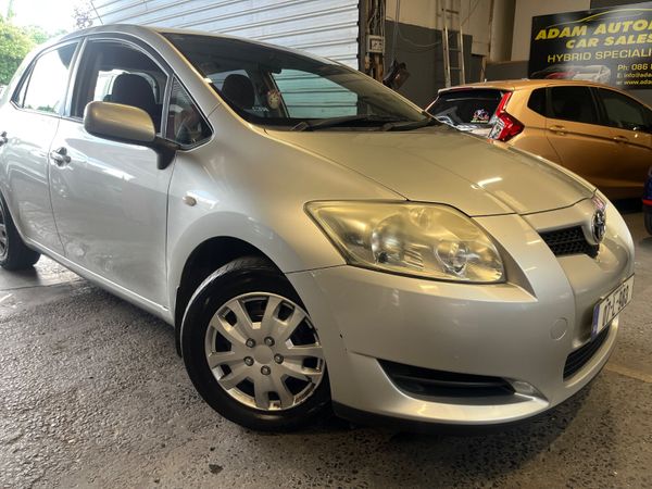 Toyota Auris Hatchback, Petrol, 2007, Silver