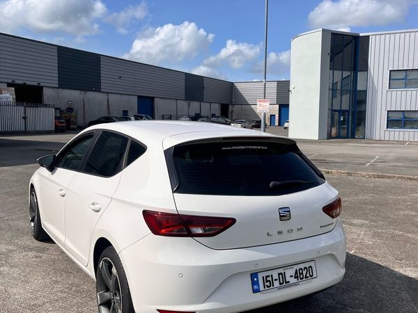 SEAT Leon Hatchback, Diesel, 2015, White