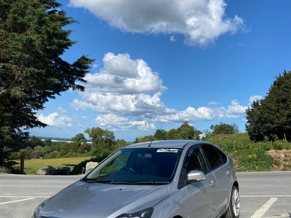 Ford Focus Hatchback, Diesel, 2010, Silver