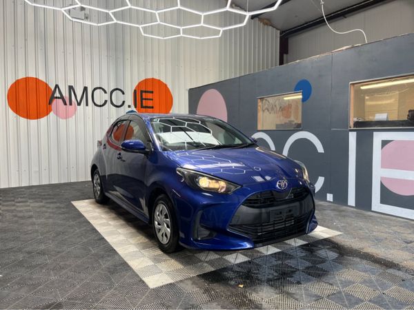 Toyota Yaris Hatchback, Petrol, 2023, Blue
