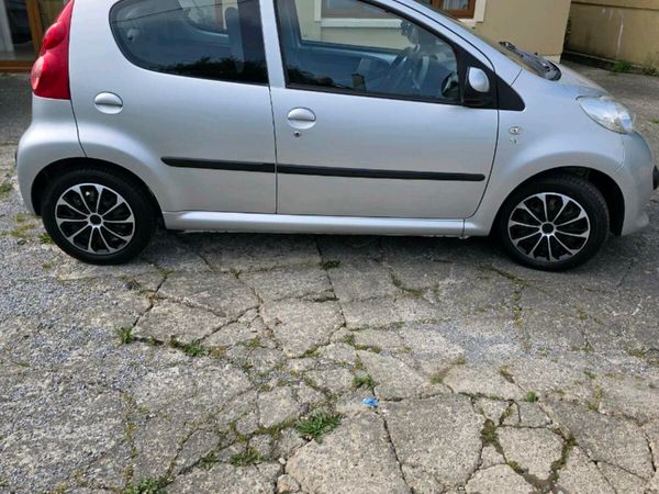 Peugeot 107 Hatchback, Petrol, 2008, Grey
