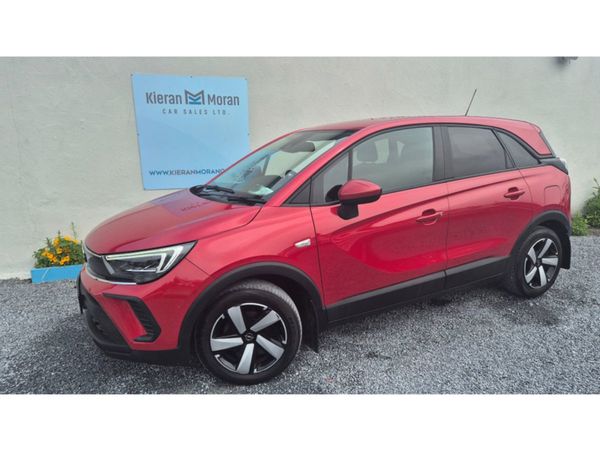 Opel Crossland MPV, Petrol, 2022, Red