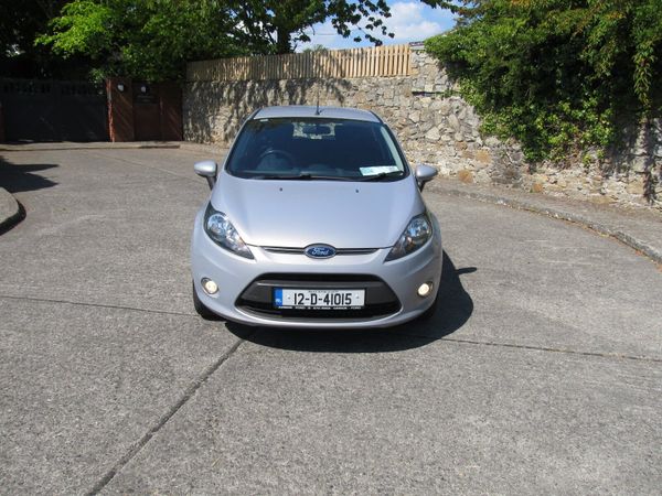 Ford Fiesta Hatchback, Petrol, 2012, Grey