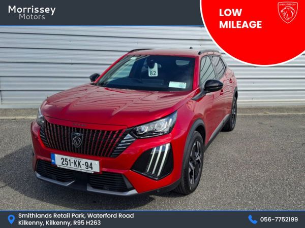 Peugeot 2008 MPV, Petrol, 2025, Red