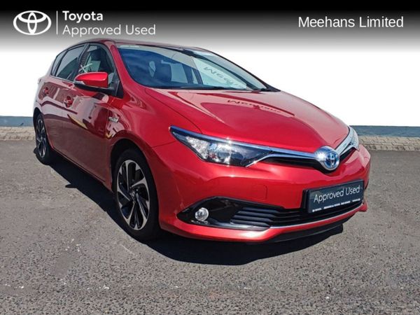 Toyota Auris Hatchback, Hybrid, 2016, Red