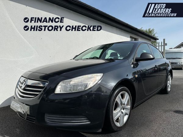 Vauxhall Insignia Hatchback, Diesel, 2012, Black