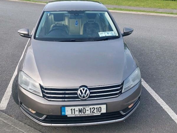 Volkswagen Passat Saloon, Diesel, 2011, Brown