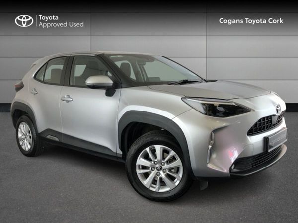 Toyota Yaris Cross Hatchback, Hybrid, 2023, Grey