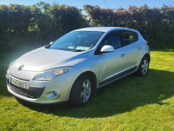 Renault Megane Hatchback, Diesel, 2011, Silver